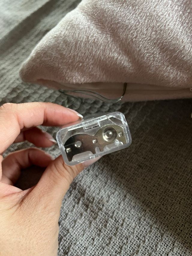 Cojín estrella rosa con letra A