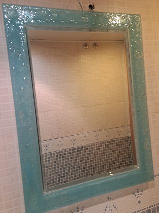 Espejo de baño con marco de cristal