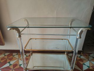 Mesa auxiliar cristal y laton antigua