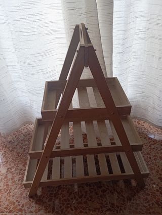 Estantería de bambú, práctico y cómodo