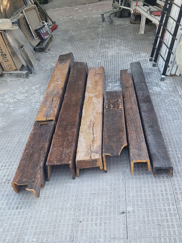 Vigas de madera decorativas