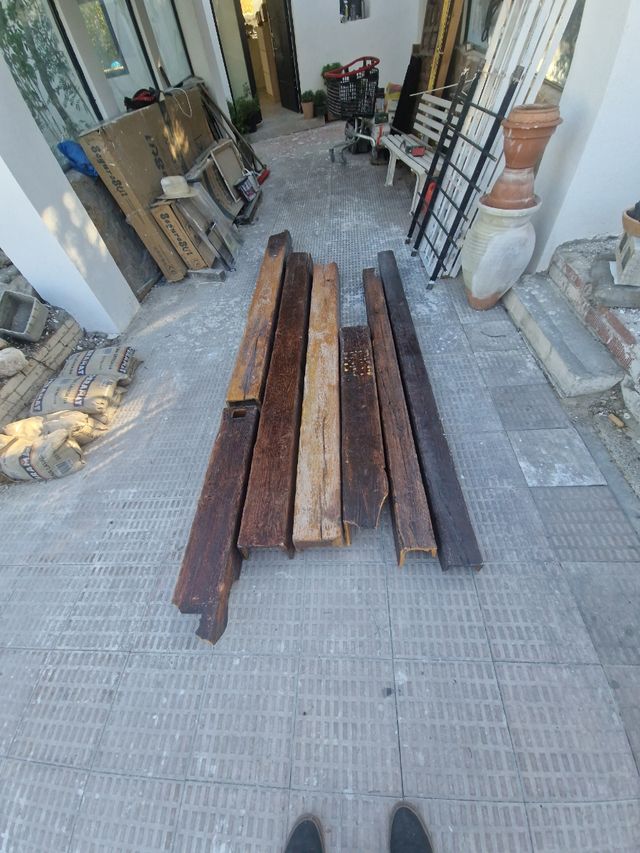 Vigas de madera decorativas