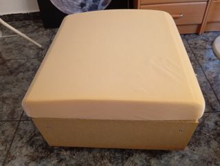 Puff Ikea blanco
