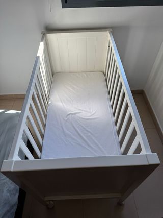 Cuna bebé Pili Carrera madera blanca