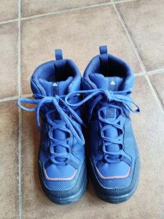 Botas de montaña Quechua niño/a impermeables T36