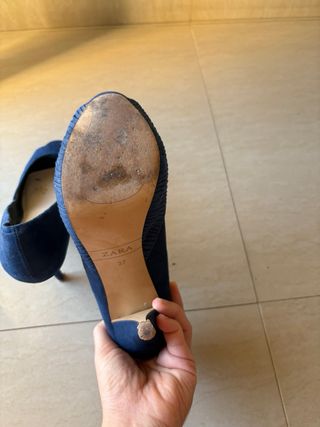 Zapatos de tacón azul peep toe Zara