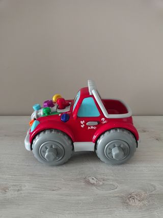 Macchinina rossa per bambini