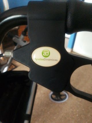 Andador 4 ruedas con asiento