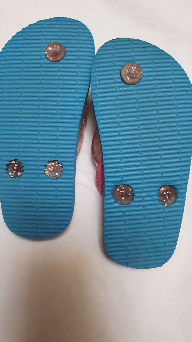 Lote 3 Chanclas / sandaliaa Verano Niña skechers y