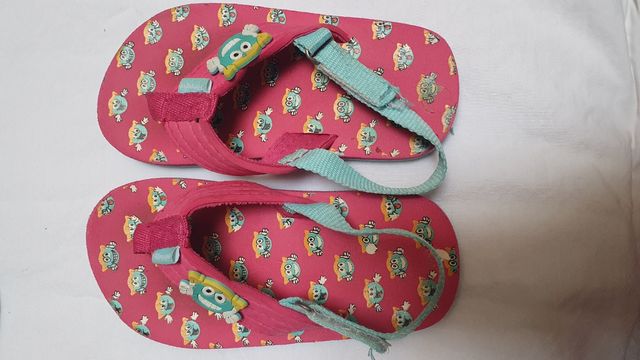 Lote 3 Chanclas / sandaliaa Verano Niña skechers y