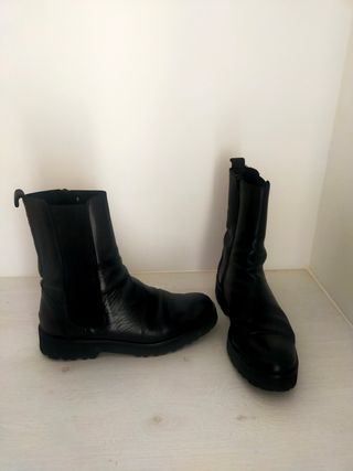 Botines negros