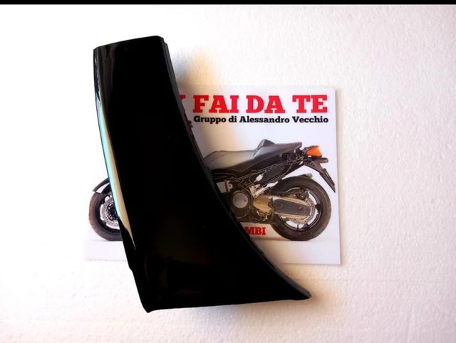 FIANCHETTO SOTTOFRECCIA DESTRO TMAX 530 2012-2016