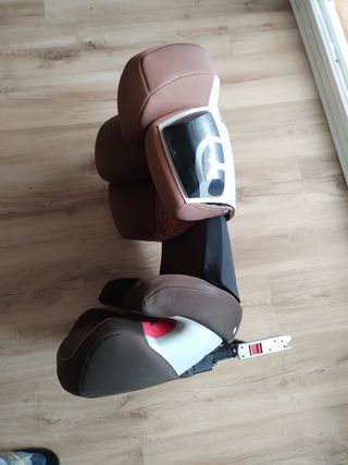 Silla de coche Cybex con Isofix. De 15 a 36 kg.