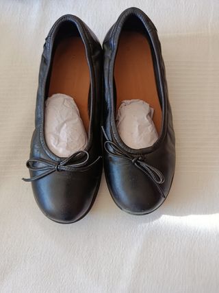 Zapatos planos negros sin usar