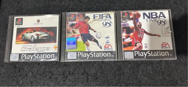 Lote PlayStation: FIFA 98, NBA Live 98, Porsche