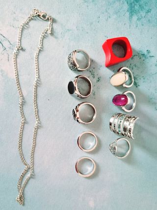 ANILLOS Y CADENA / ACERO Y PLATA