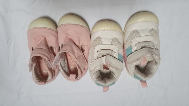 Lote 2 pares Zapatillas respetuosas talla 21 22