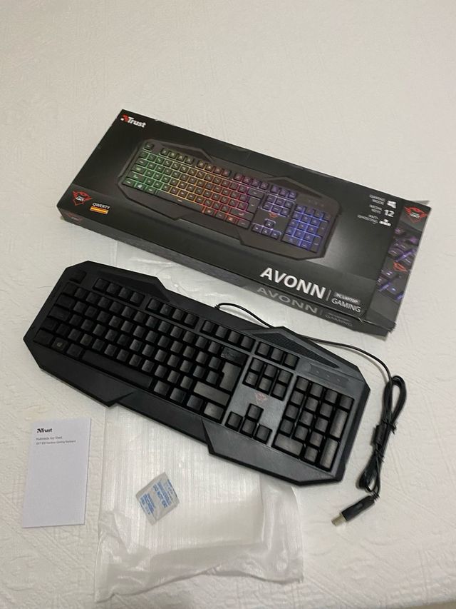 Teclado Gaming RGB USB GRATIS?