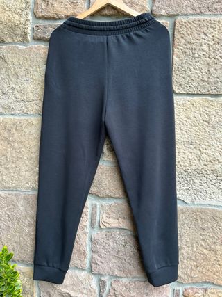 Pantalón chándal Oysho negro Talla M