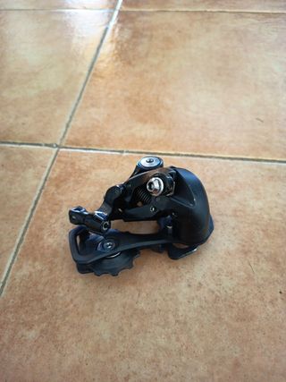 Desviador trasero Shimano 105