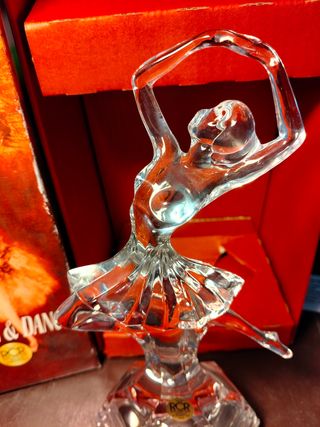 Danzatrice in cristallo RCR