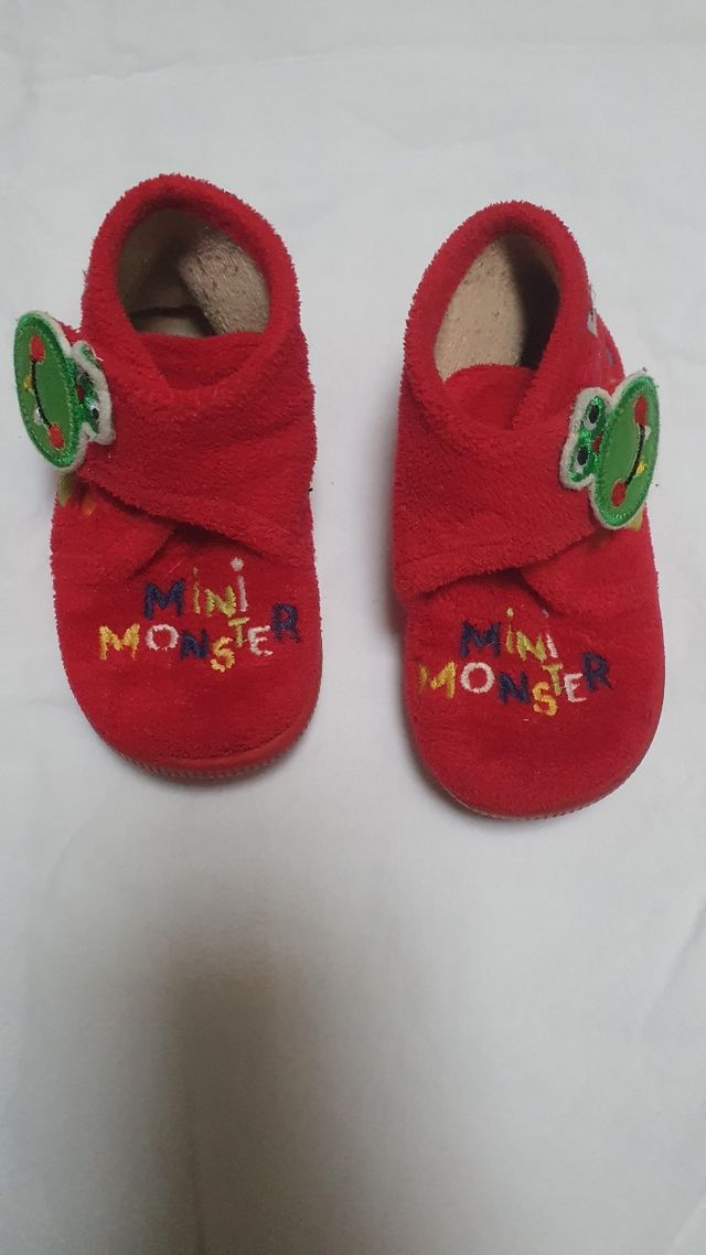 Zapatillas casa niño/a T.22