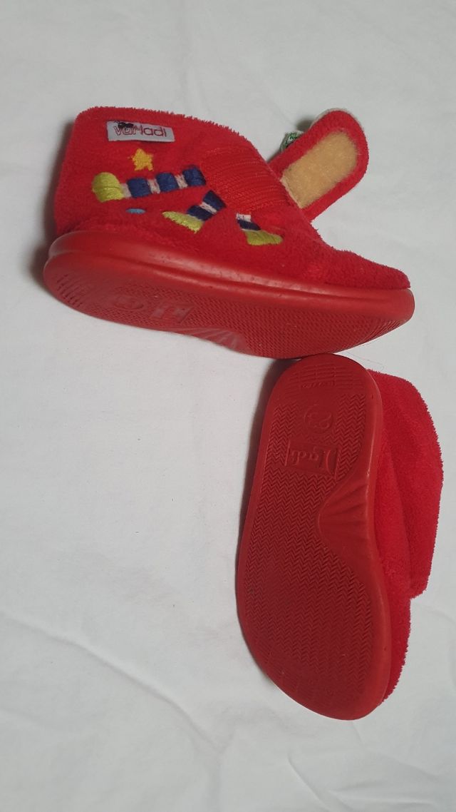 Zapatillas casa niño/a T.22