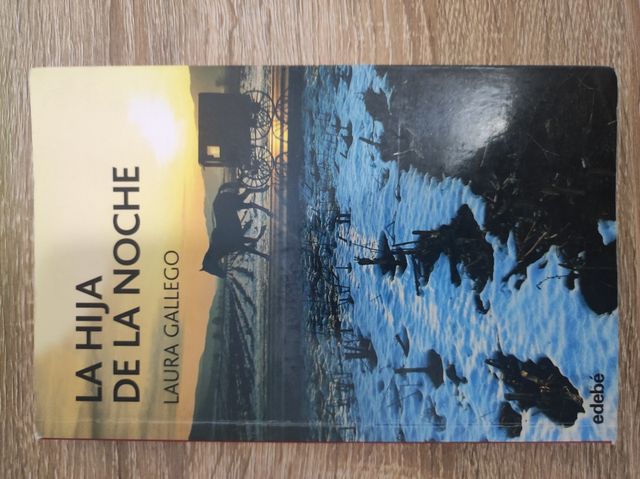 La hija de la noche (PERISCOPIO) (Spanish Edition)