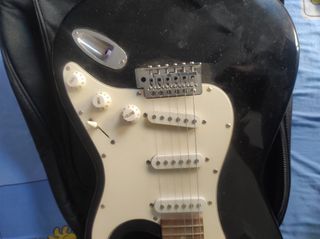 Guitarra Eléctrica Ibiza con Funda y Cable