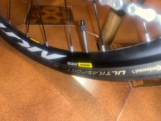 Bici da corsa elettrica Colnago E64 nuova - Shiman