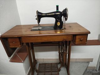 Màquina de cosir SINGER
