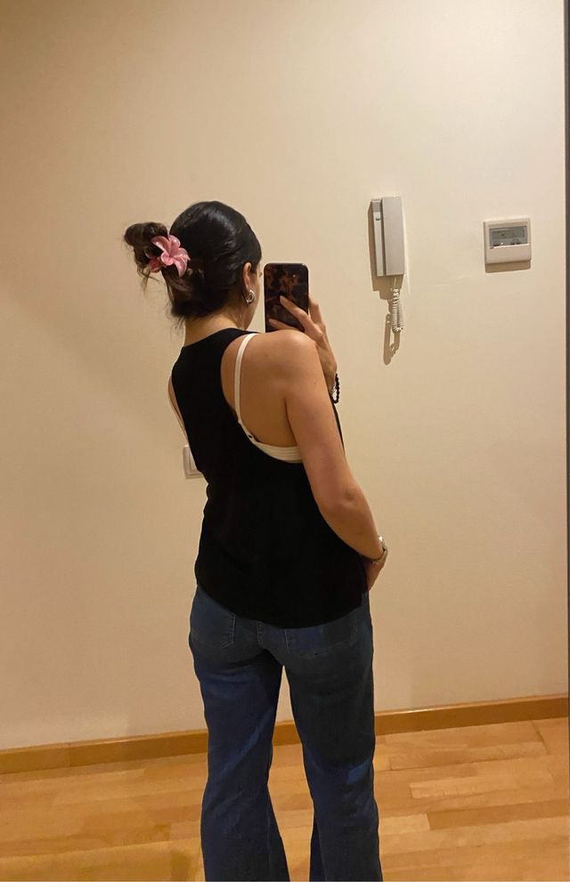 Camiseta deportiva negra