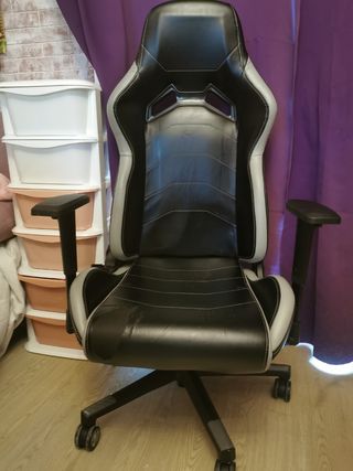 Silla Gaming Negra y Gris