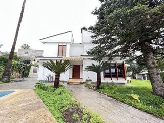 Chalet en venta en Zona Urbanizaciones en Alzira