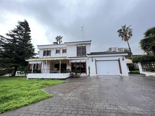 Chalet en venta en Zona Urbanizaciones en Alzira