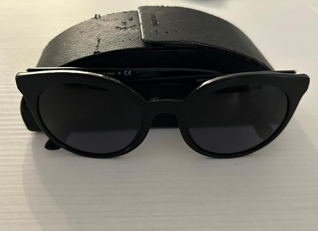 Occhiali da sole neri