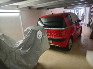 Garaje en venta en Eixample Nord – La Devesa en Girona