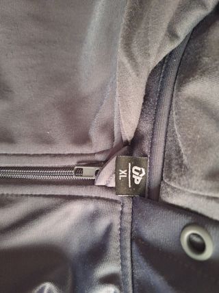 Conjunto de chándal negro y blanco y gris y rosa
