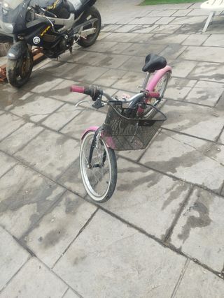 Bicicleta infantil Btwin rosa