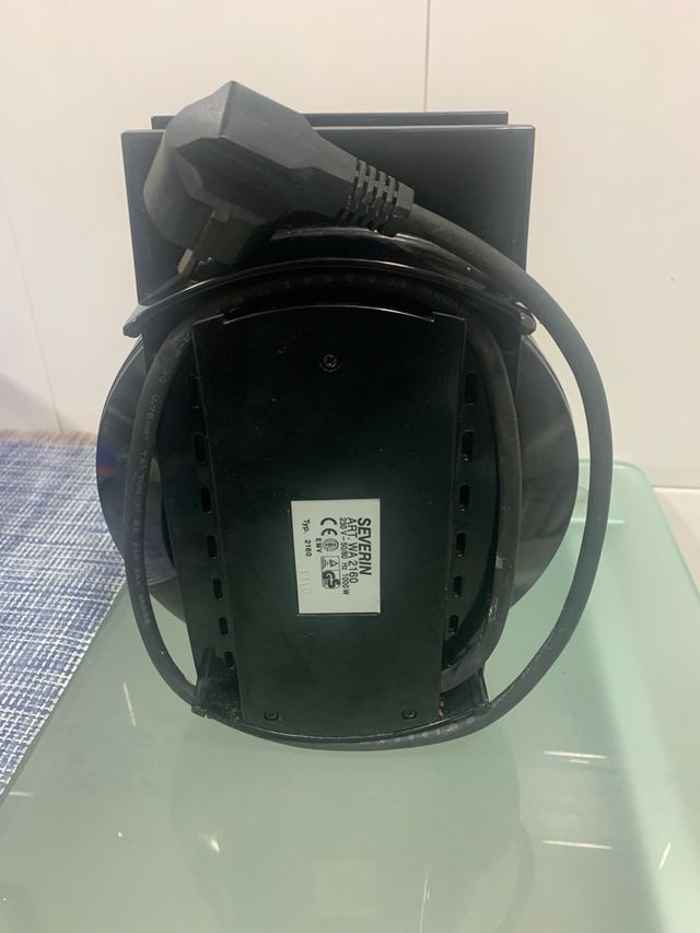 Crepera. Máquina para hacer crepes