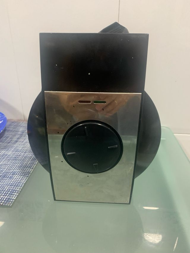 Crepera. Máquina para hacer crepes