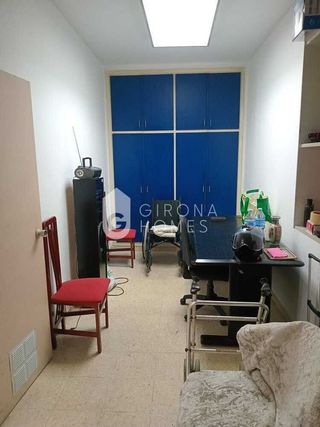 Local comercial en venta en Eixample Nord – La Devesa en Girona
