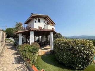 Chalet en venta en Sant Esteve Sesrovires