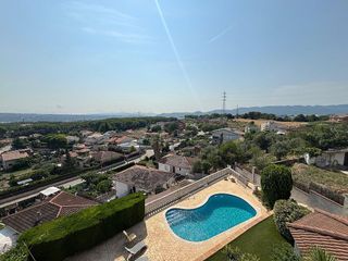 Chalet en venta en Sant Esteve Sesrovires