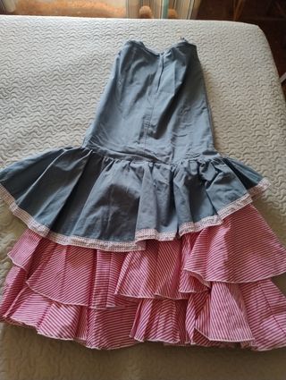 Falda flamenca volantes azul y rosa