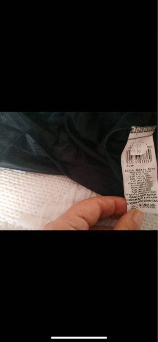 Vestido negro con flecos