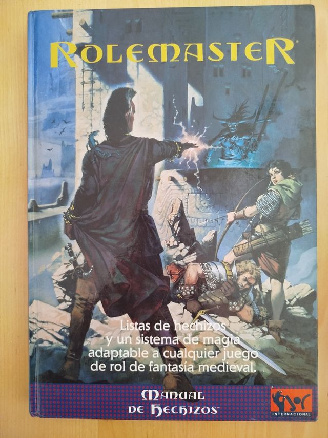 Rolemaster los tres manuales