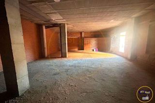 Local comercial en venta en Reyes Católicos - Paseo San Antonio en Cuenca