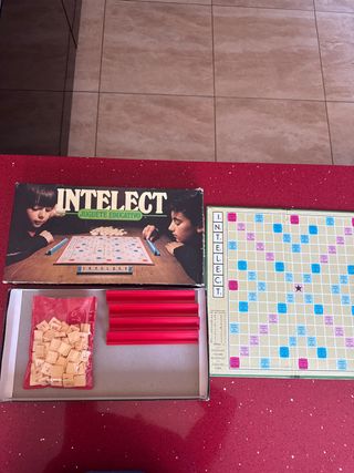 Juego de mesa Intelect antiguo