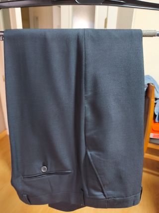 Traje de hombre azul